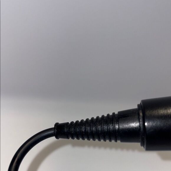 Black Portable Audio Microphone - Picture 6 of 8